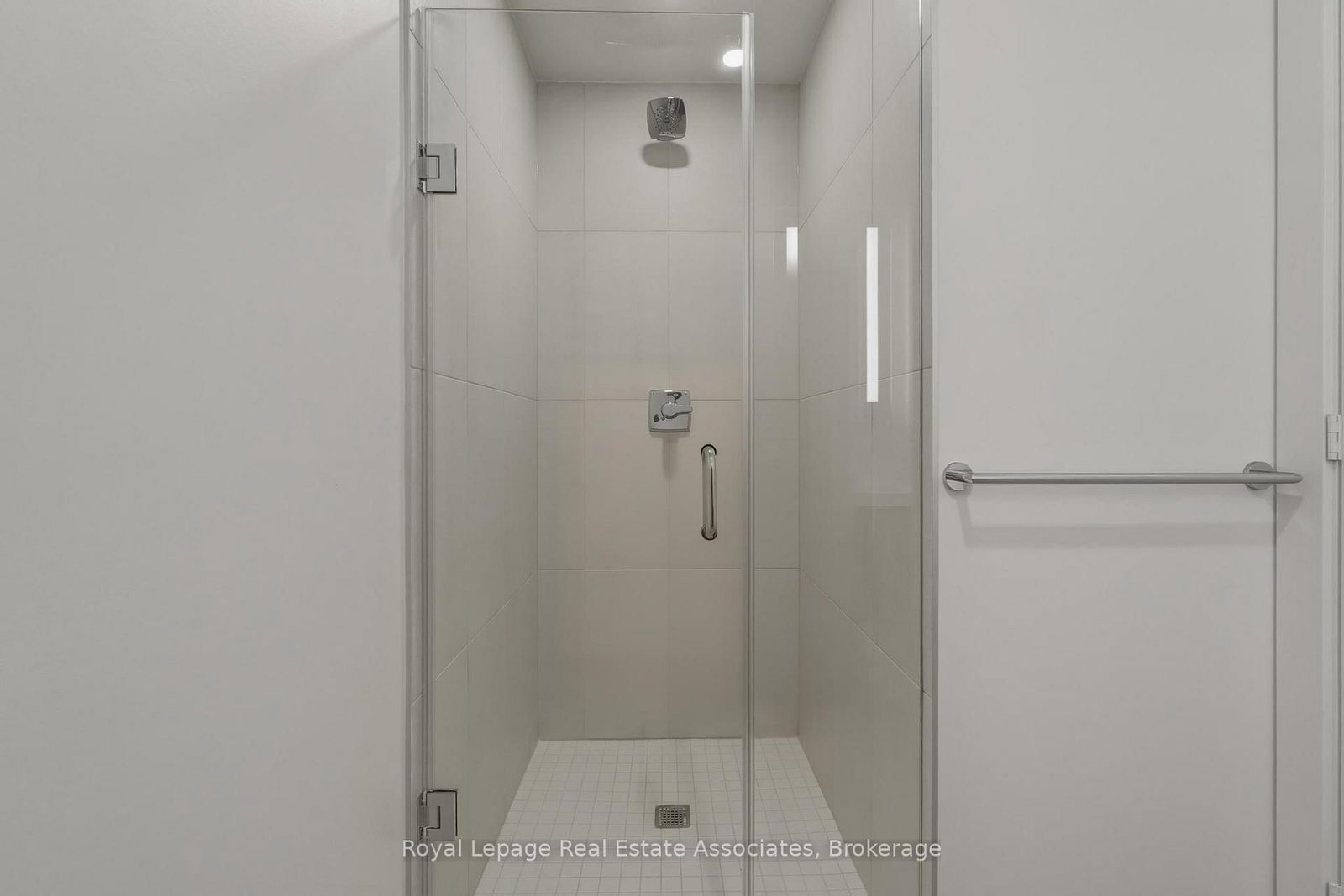 25 Cordova Avenue, Unit 1013 - Photo 19