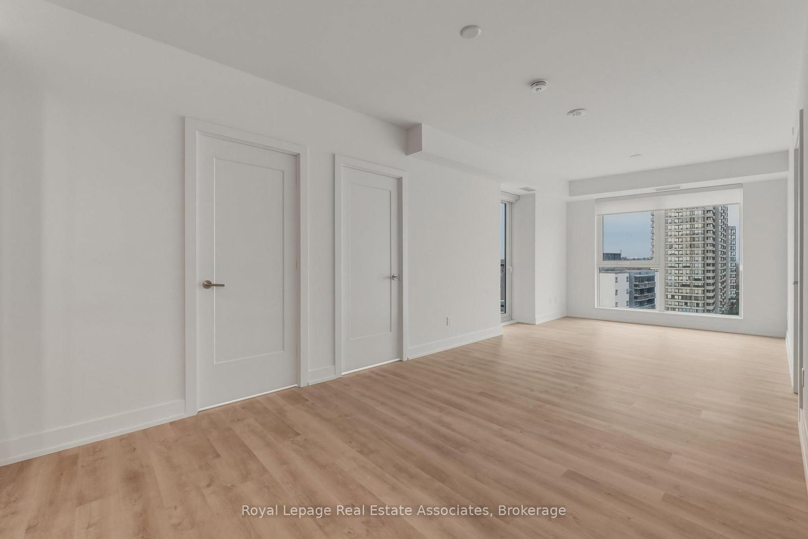 25 Cordova Avenue, Unit 1013 - Photo 2