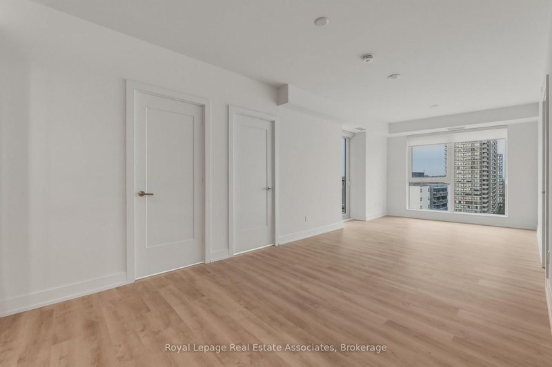 1013 - 25 Cordova Ave, Toronto, M9A 0E5 | Image 2