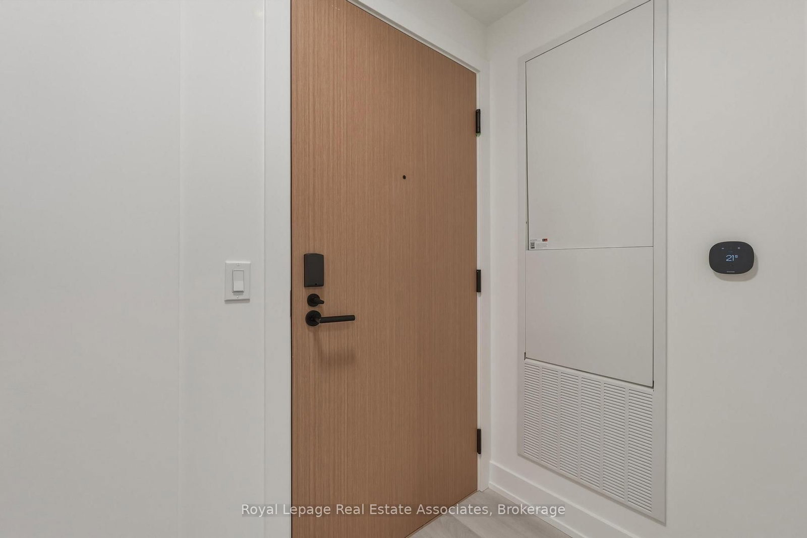 25 Cordova Avenue, Unit 1013 - Photo 23