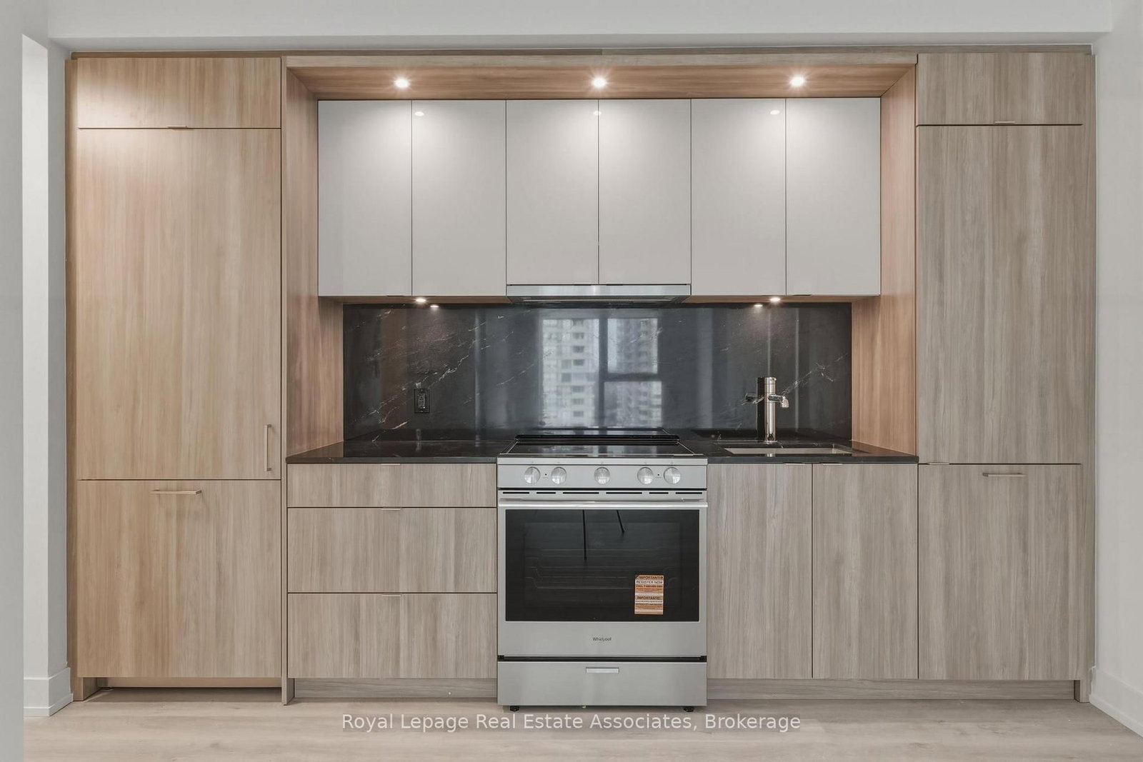 25 Cordova Avenue, Unit 1013 - Photo 3