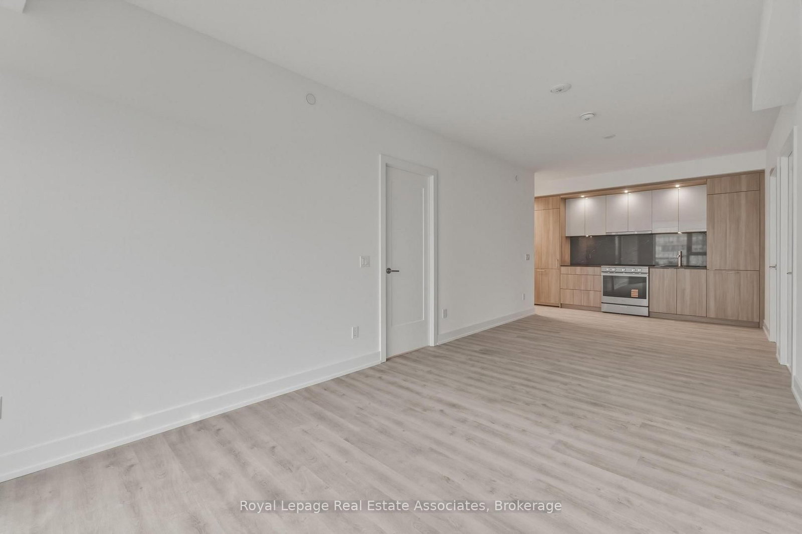 25 Cordova Avenue, Unit 1013 - Photo 6