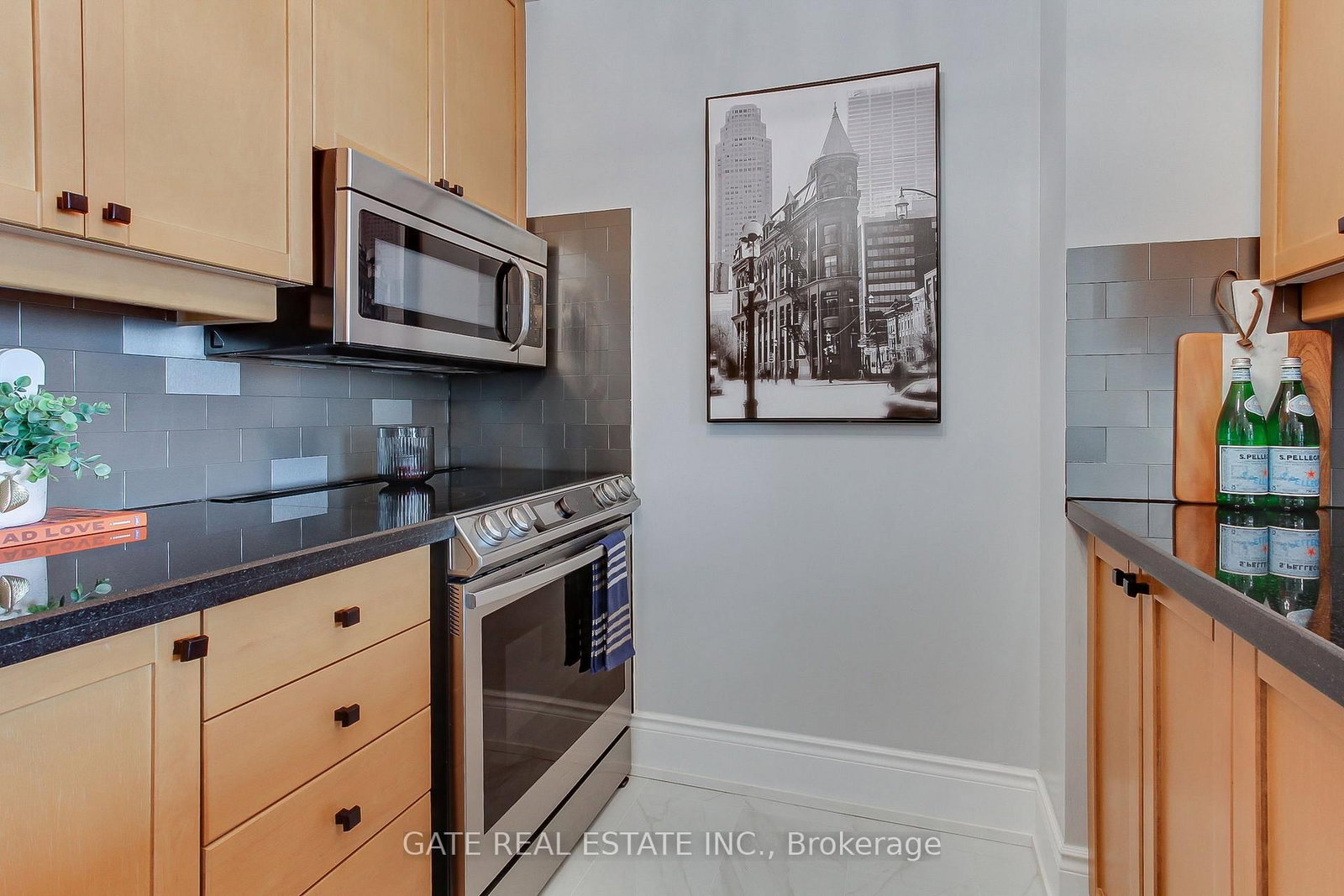 700 Humberwood Boulevard, Unit PH31 - Photo 11