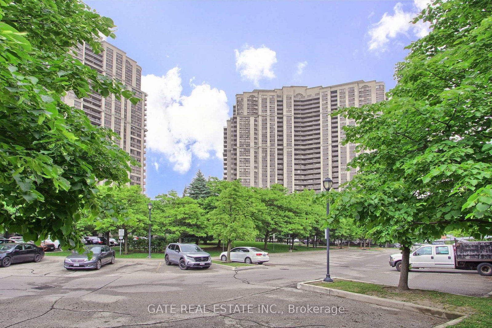 700 Humberwood Boulevard, Unit PH31 - Photo 2