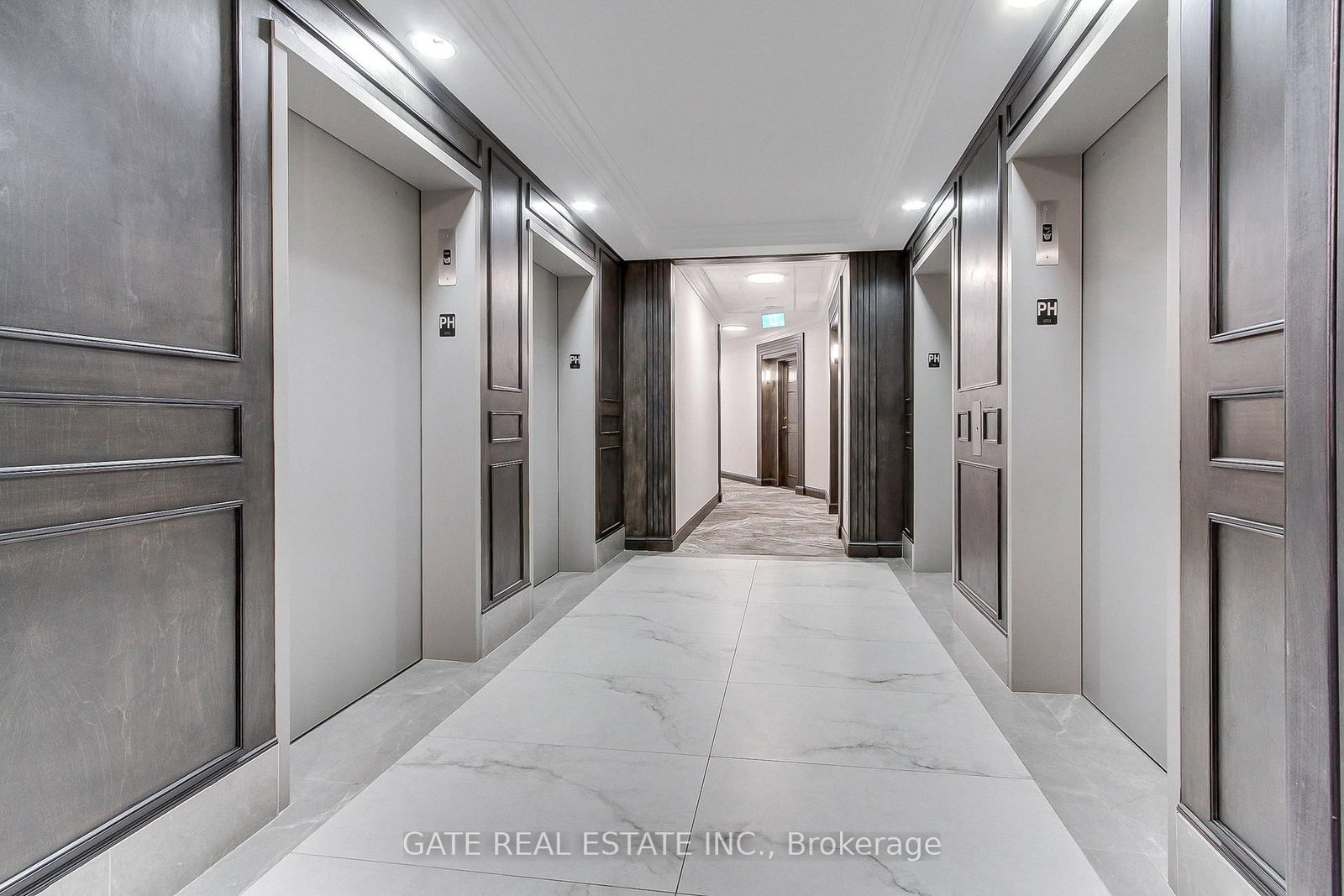 700 Humberwood Boulevard, Unit PH31 - Photo 4