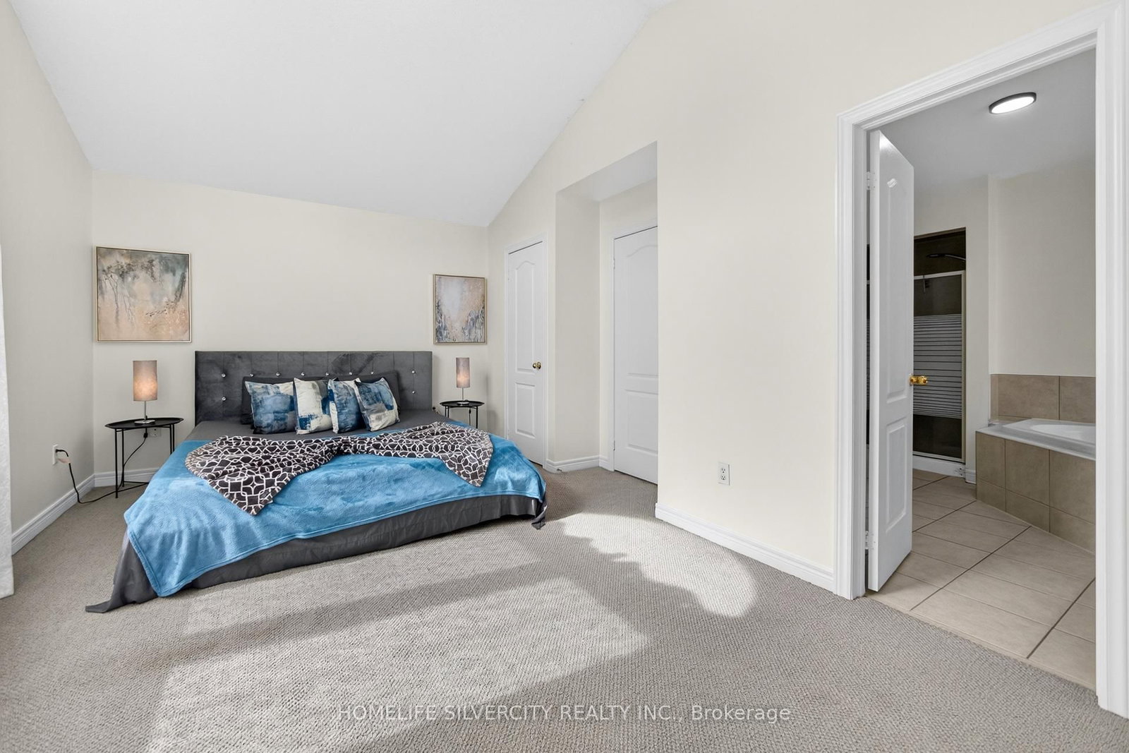 Semi-Detached House for sale at 86 Silent Pond Crescent, Brampton, Ontario, L6V 4R6 - Madoc - MLS: W12997884