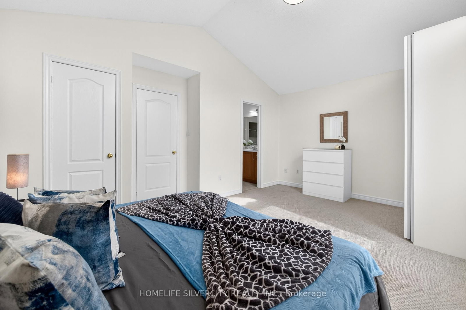 Semi-Detached House for sale at 86 Silent Pond Crescent, Brampton, Ontario, L6V 4R6 - Madoc - MLS: W12997884