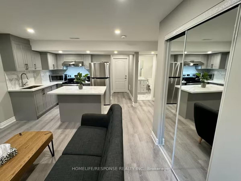 BSMNT - 210 Zachary Cres, Oakville, L6H 0W2 | Image 2