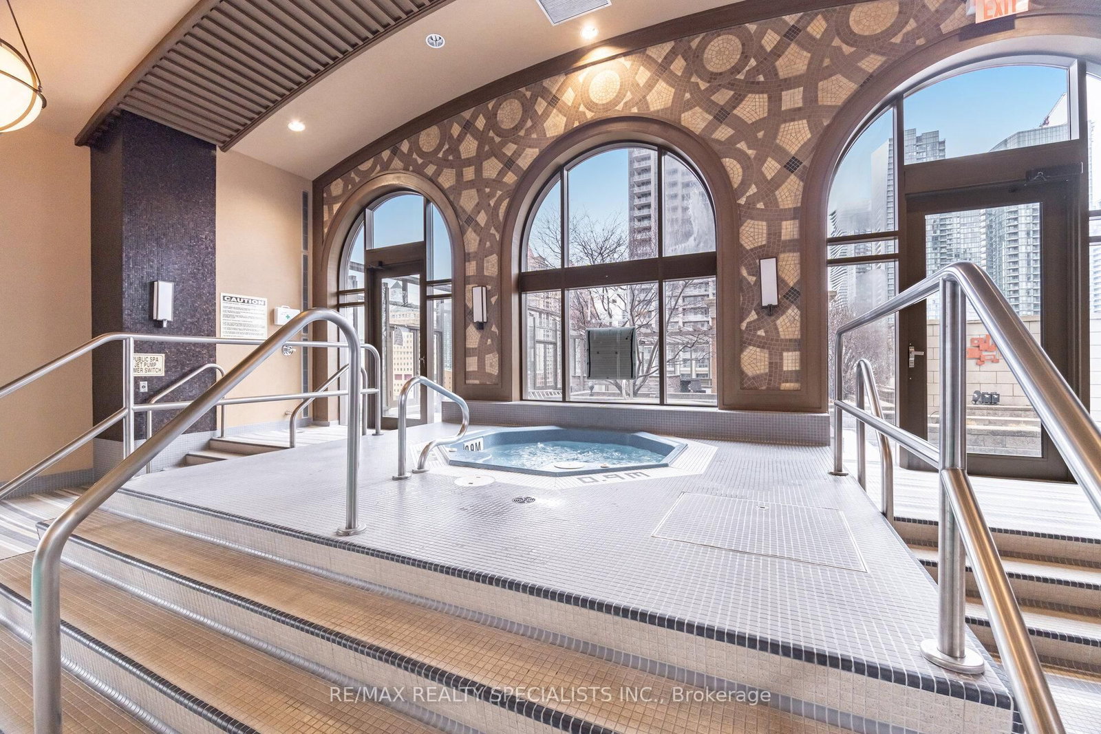 385 Prince Of Wales Drive, Unit 520 - Photo 16