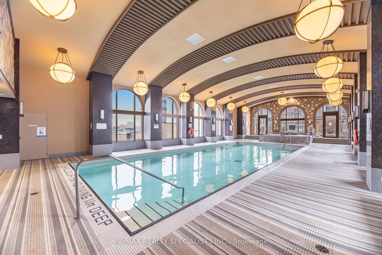 385 Prince Of Wales Drive, Unit 520 - Photo 17