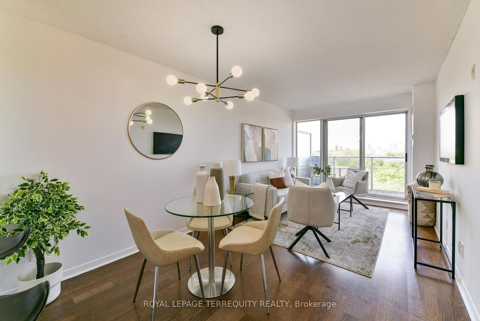 1040 The Queensway, Unit 705 - Photo 17