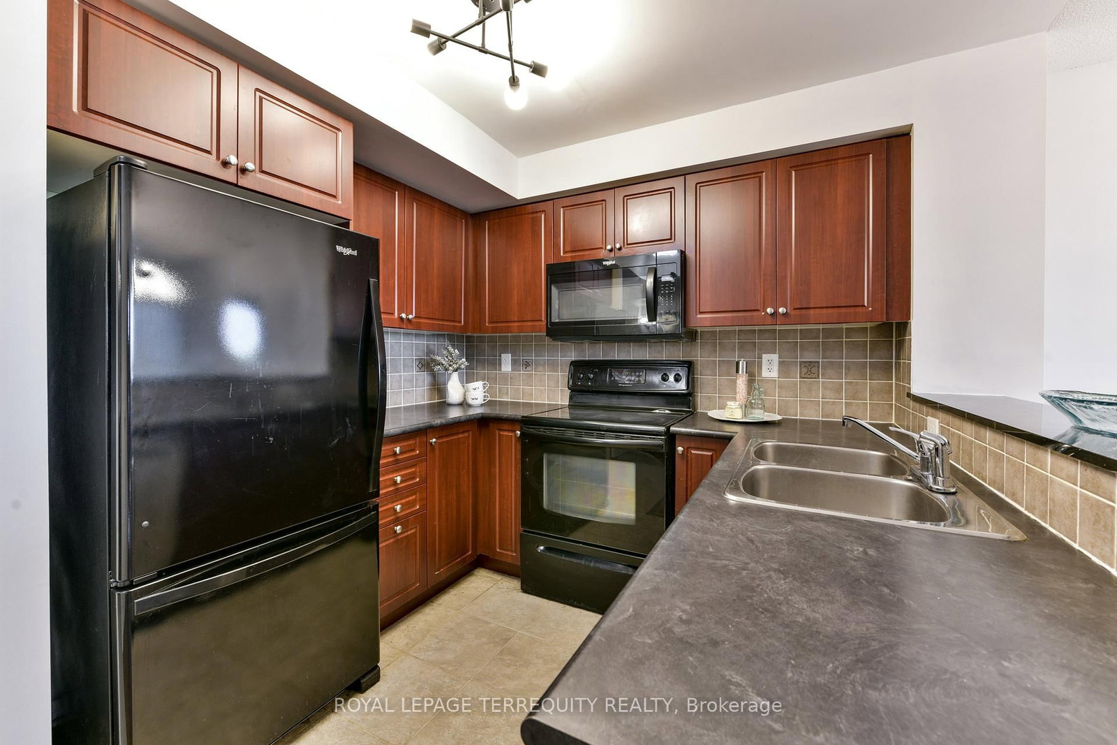 1040 The Queensway, Unit 705 - Photo 22