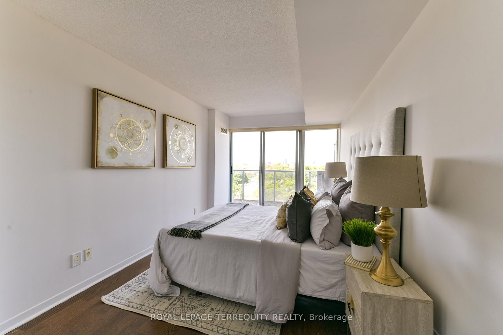 1040 The Queensway, Unit 705 - Photo 29