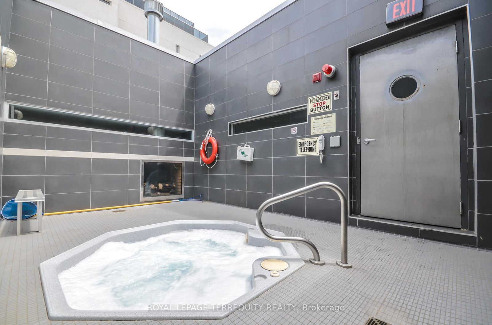 1040 The Queensway, Unit 705 - Photo 44