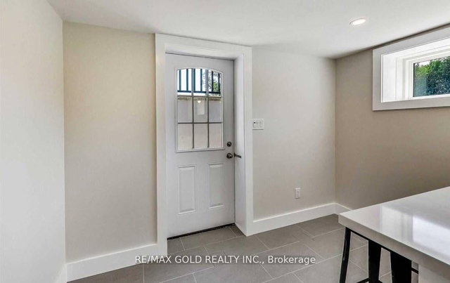 237 Weighton (Lower) Drive