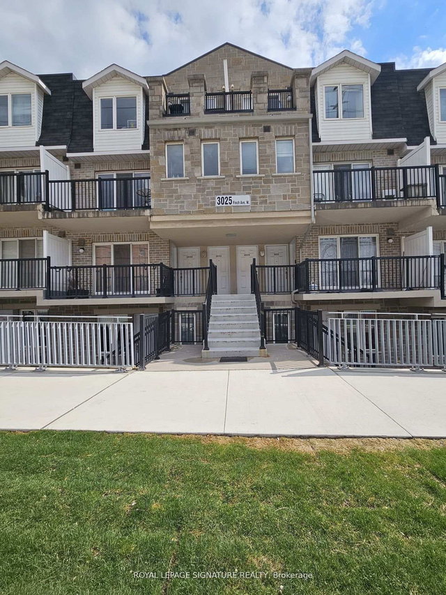 2033 - 3025 Finch Avenue W