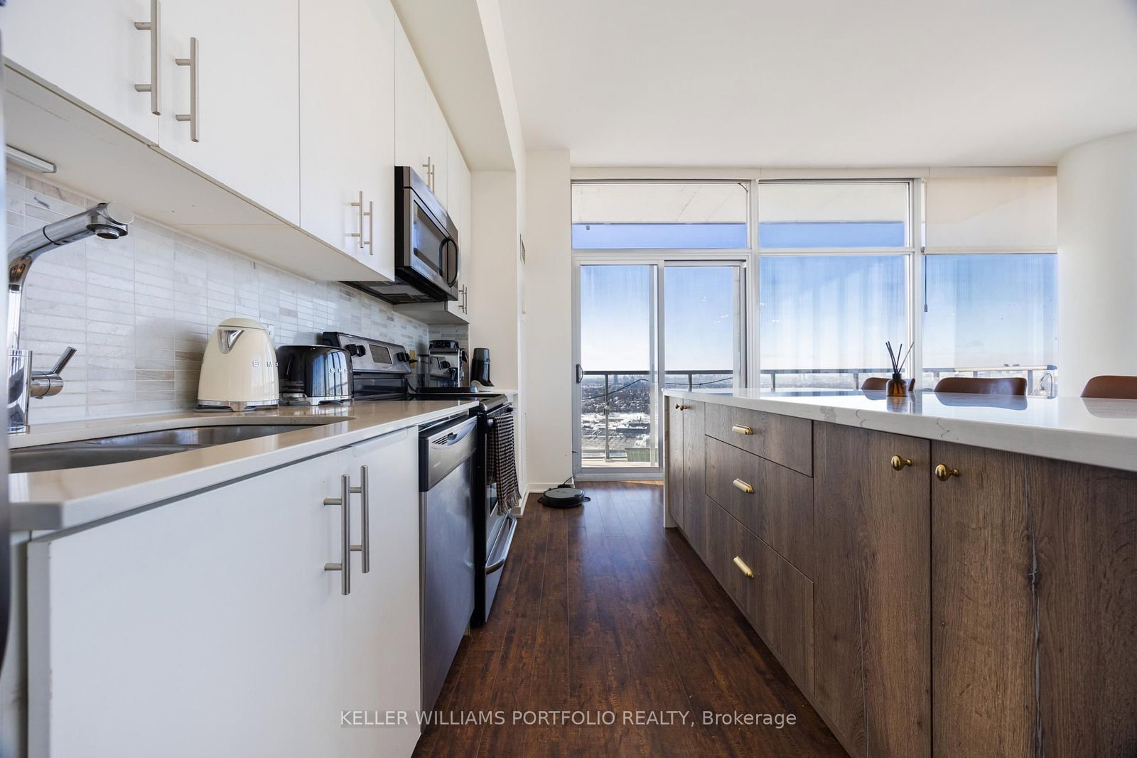 105 The Queensway Avenue, Unit 3410 - Photo 16