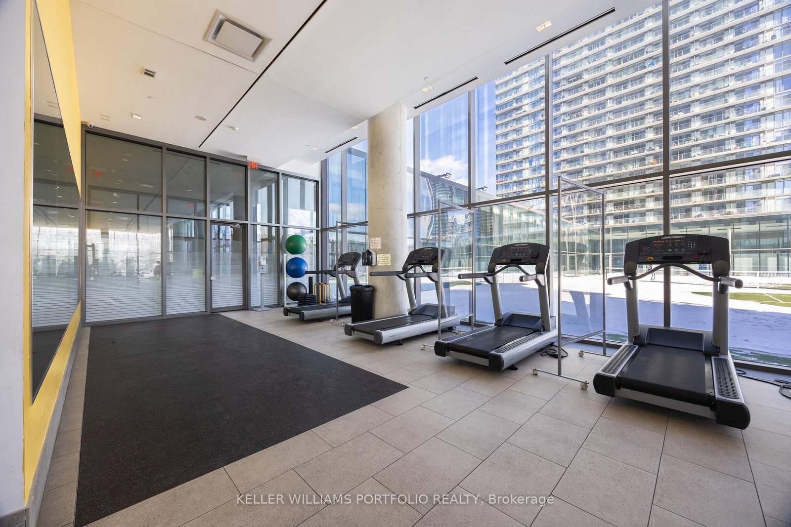 105 The Queensway Avenue, Unit 3410 - Photo 29