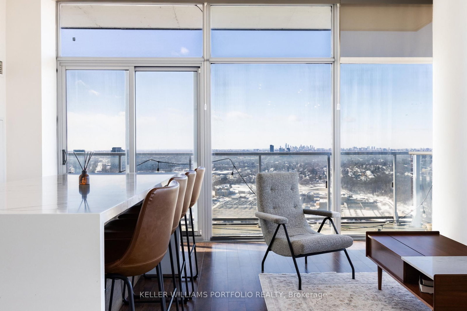 105 The Queensway Avenue, Unit 3410 - Photo 5