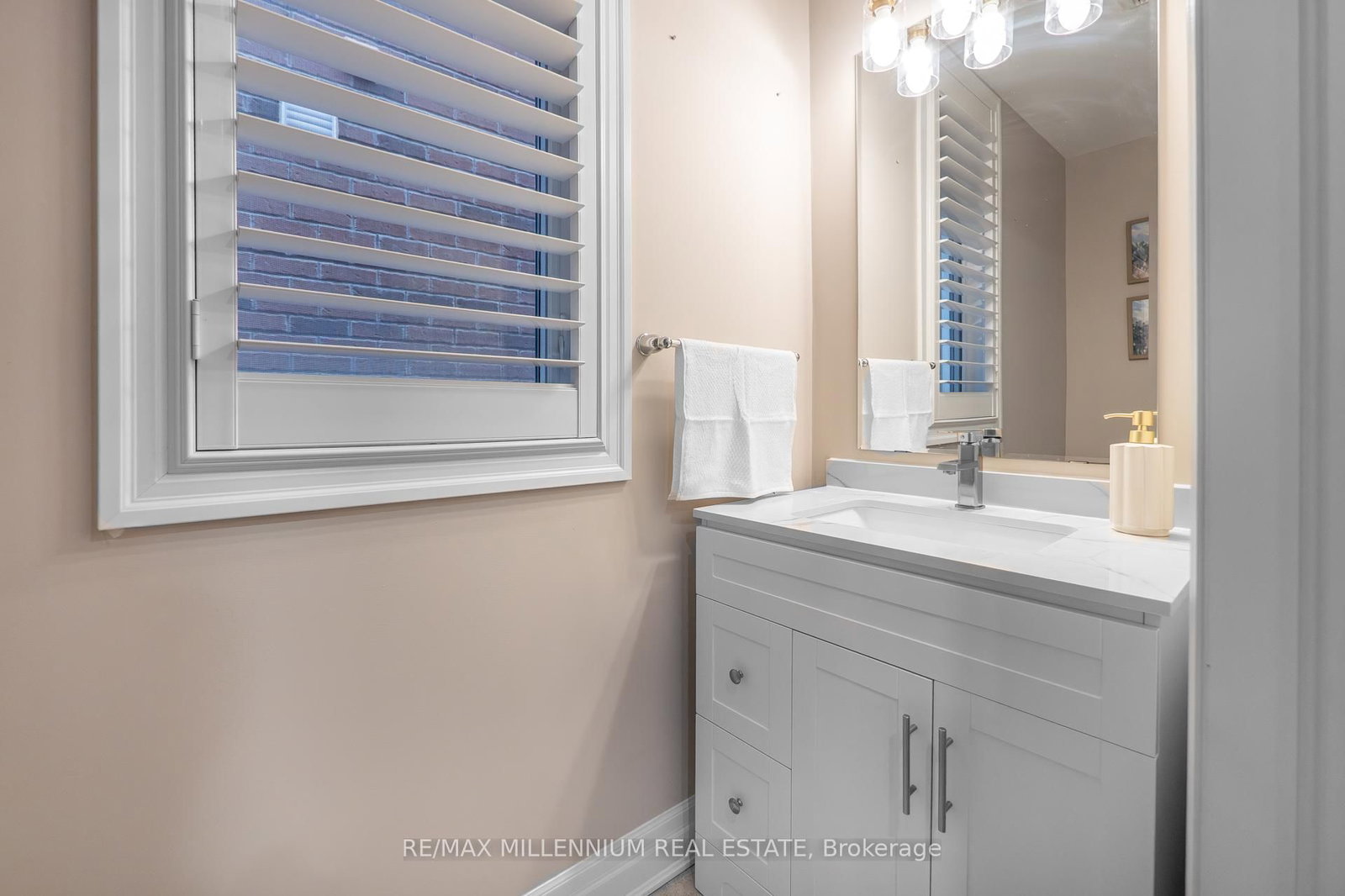 Detached House for sale at 1183 Leger Way, Milton, Ontario, L9E 1E5 - Ford - MLS: W12998046