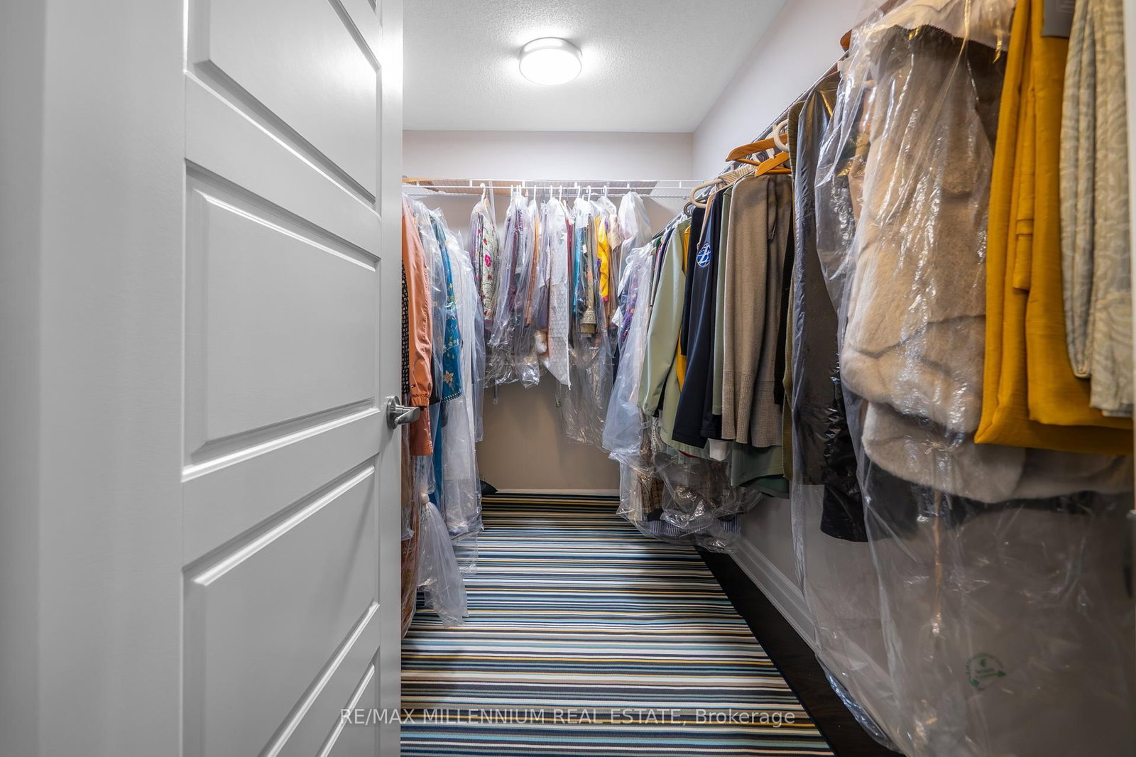 Detached House for sale at 1183 Leger Way, Milton, Ontario, L9E 1E5 - Ford - MLS: W12998046