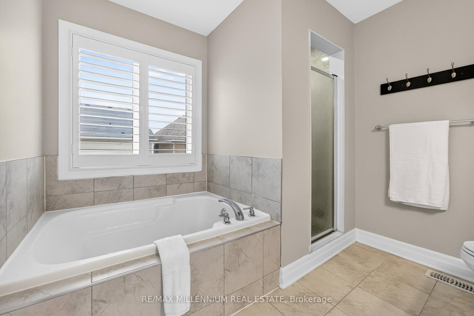 Detached House for sale at 1183 Leger Way, Milton, Ontario, L9E 1E5 - Ford - MLS: W12998046