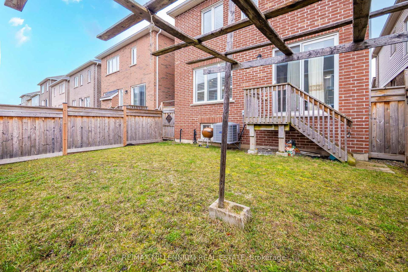 Detached House for sale at 1183 Leger Way, Milton, Ontario, L9E 1E5 - Ford - MLS: W12998046