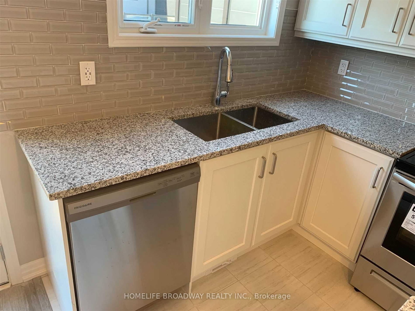 89 Grovewood Common - Photo 13