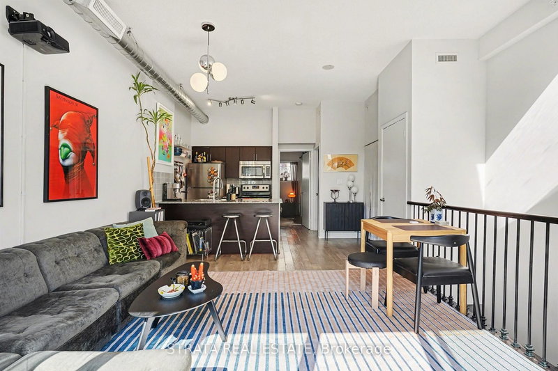 424 - 1410 Dupont St, Toronto, M6H 2B1 | Image 2