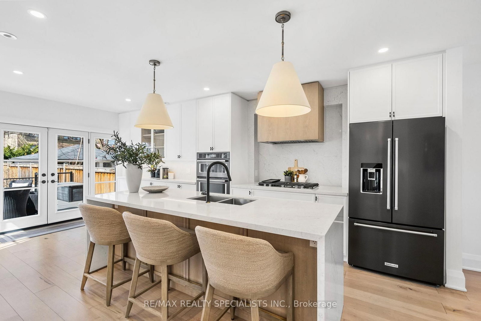 Detached House for sale at 20 George Street, Toronto, Ontario, M8V 2S2 - Mimico - MLS: W12998314