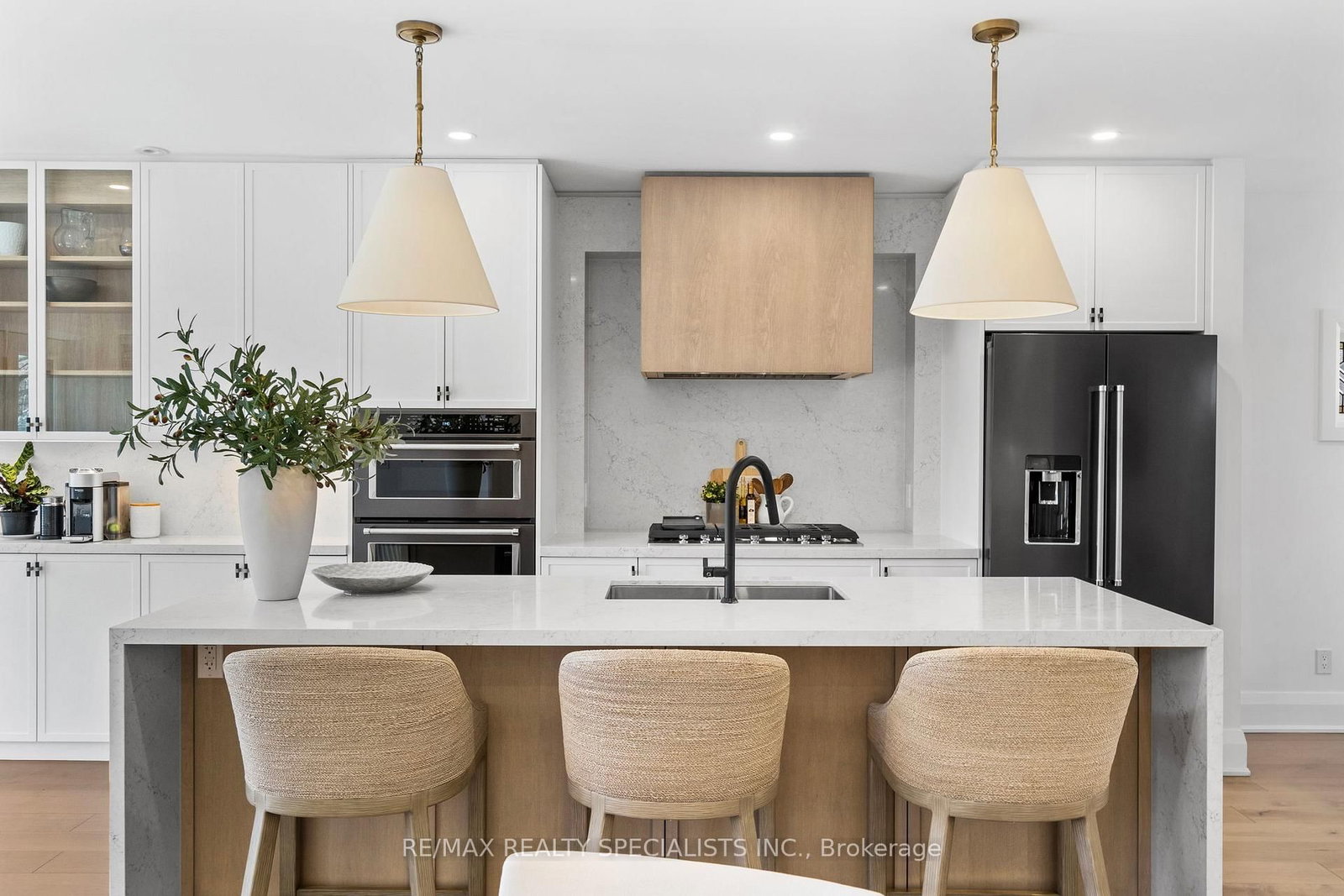 Detached House for sale at 20 George Street, Toronto, Ontario, M8V 2S2 - Mimico - MLS: W12998314