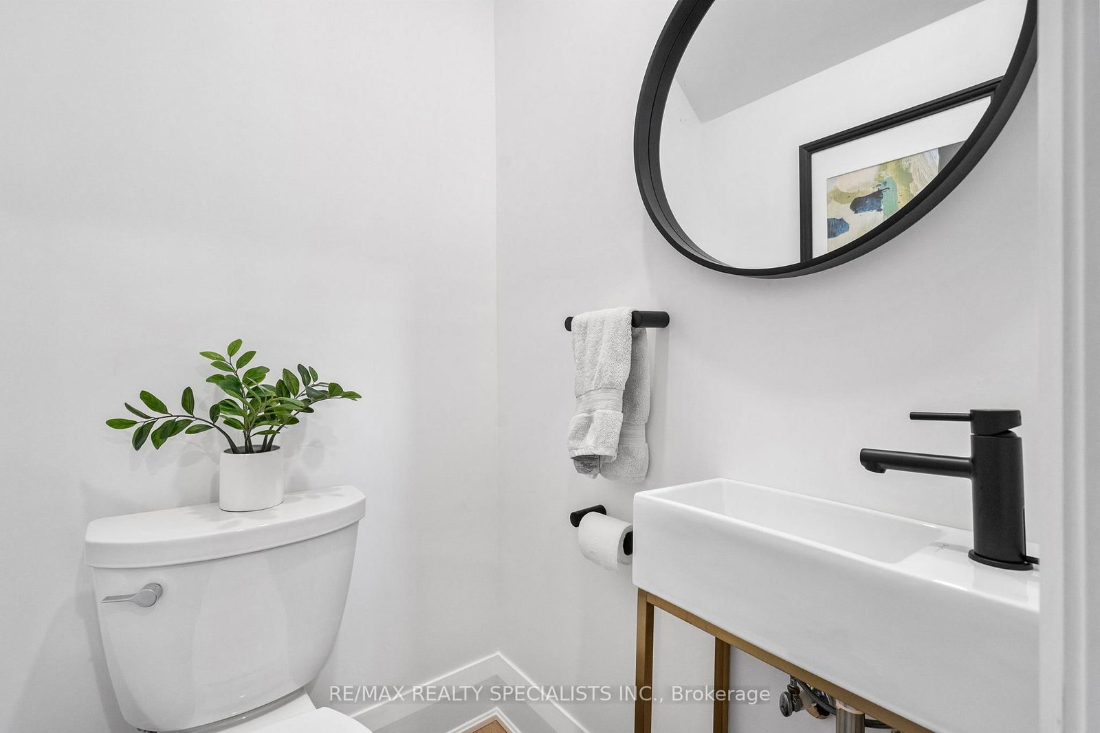 Detached House for sale at 20 George Street, Toronto, Ontario, M8V 2S2 - Mimico - MLS: W12998314