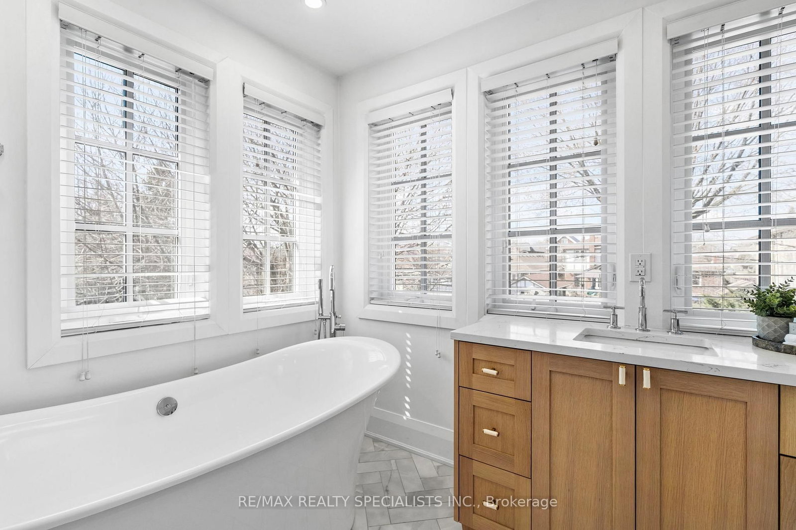 20 George Street - Photo 26