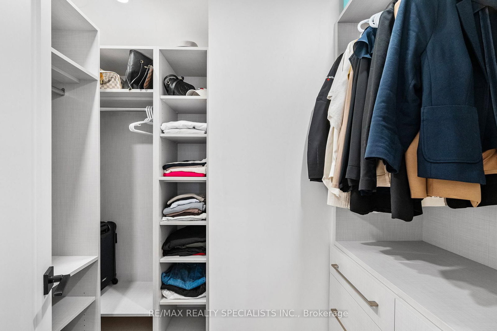 Detached House for sale at 20 George Street, Toronto, Ontario, M8V 2S2 - Mimico - MLS: W12998314