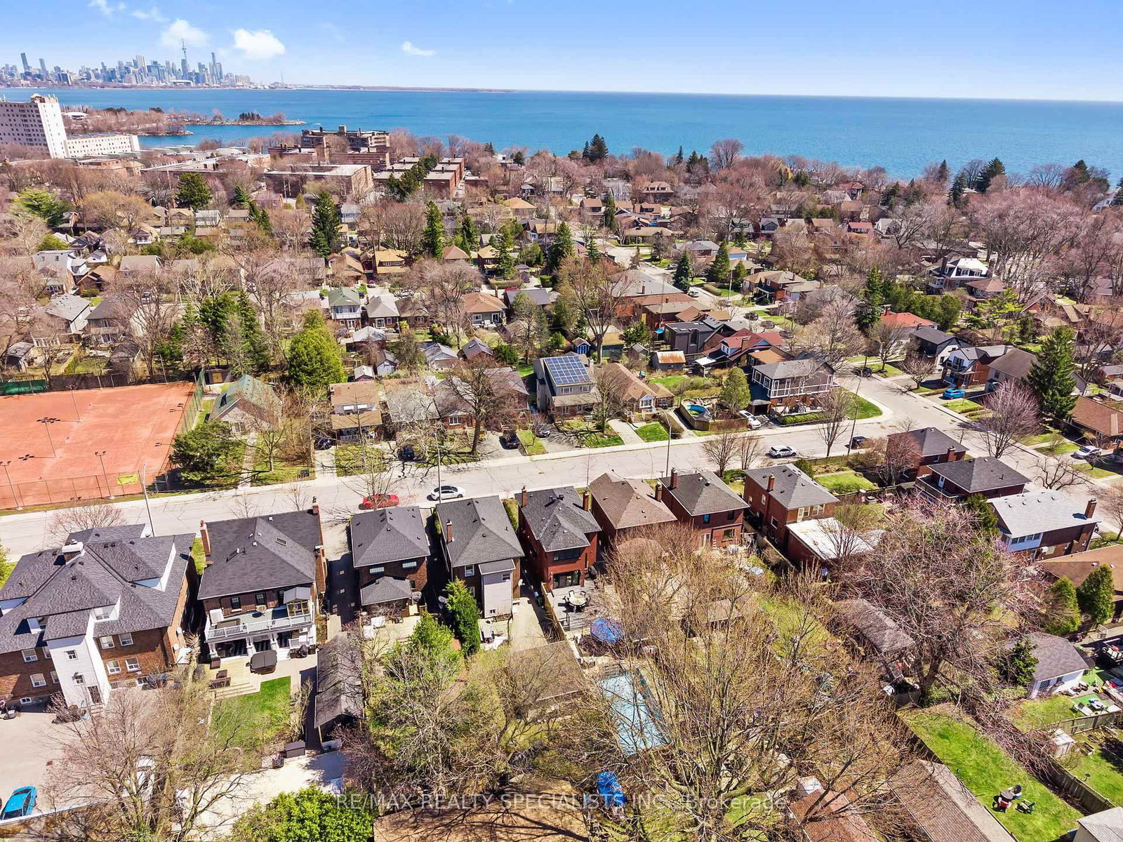 Detached House for sale at 20 George Street, Toronto, Ontario, M8V 2S2 - Mimico - MLS: W12998314