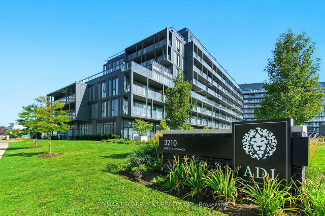 A814 - 3210 Dakota Common