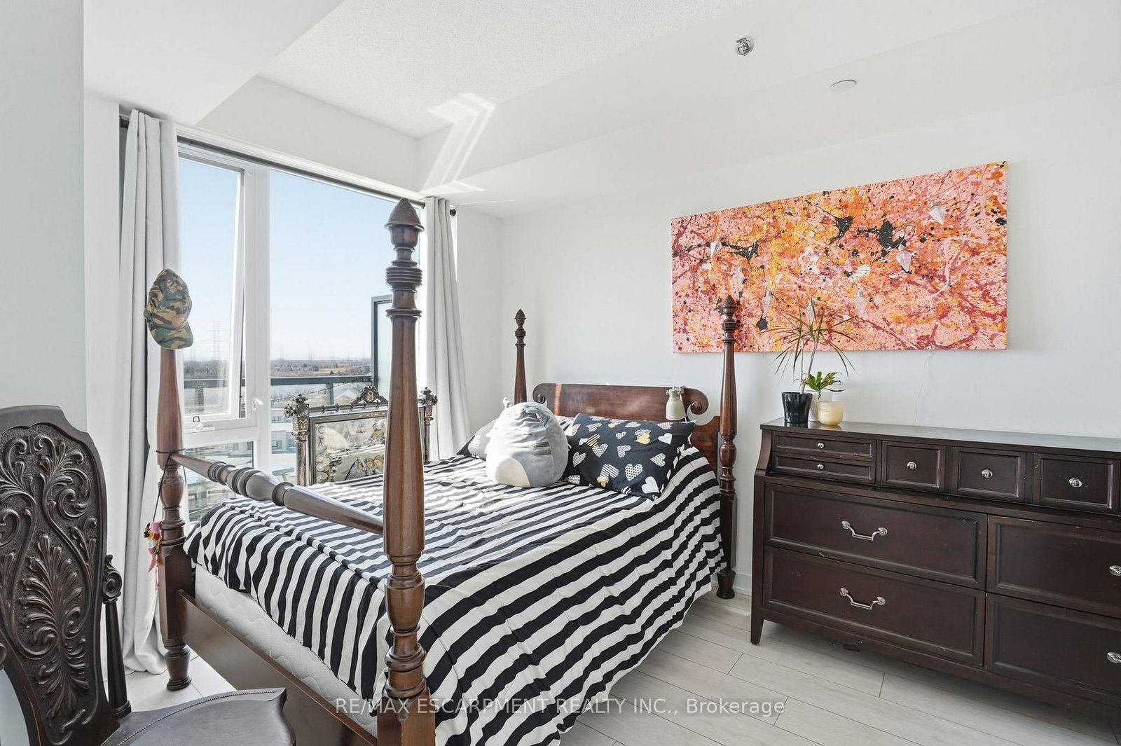 3210 Dakota Common • #A814 • Burlington, ON photo 16