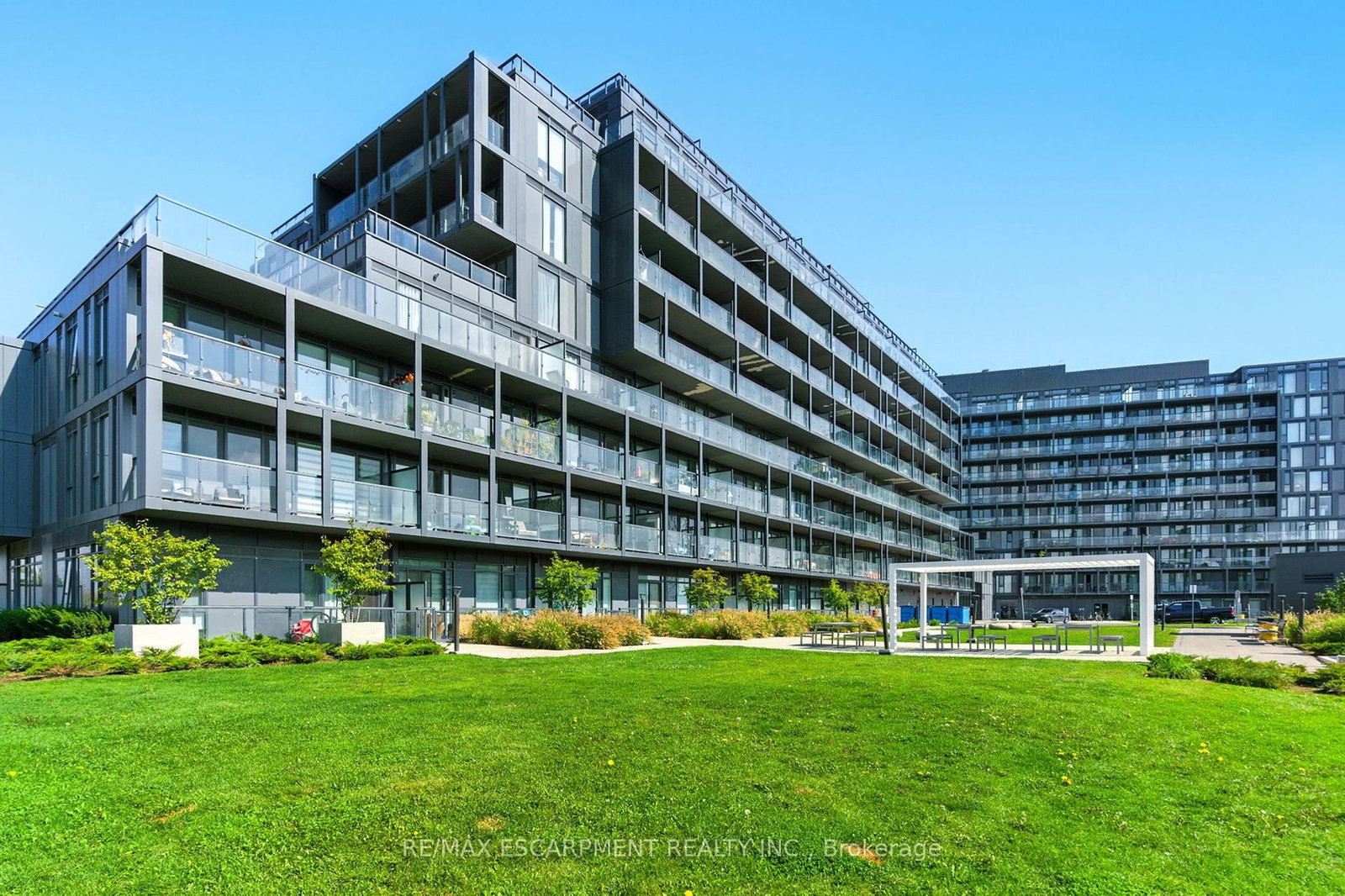 3210 Dakota Common, Unit A814 - Photo 2