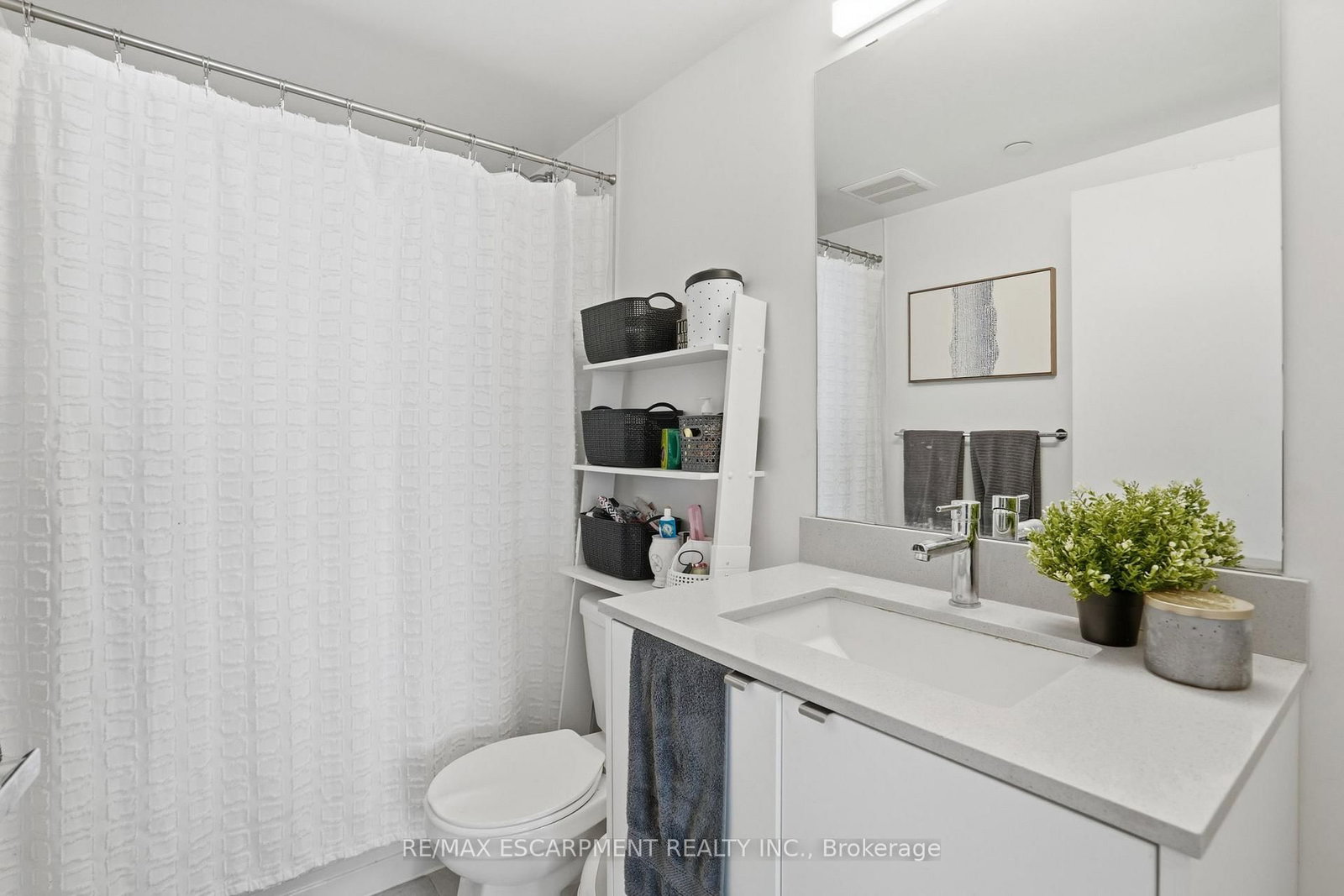 3210 Dakota Common • #A814 • Burlington, ON photo 20