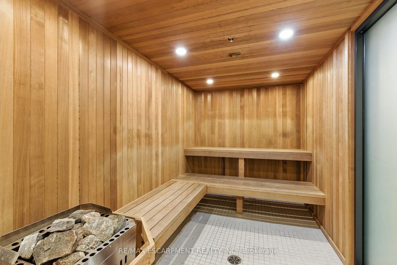 3210 Dakota Common, Unit A814 - Photo 32