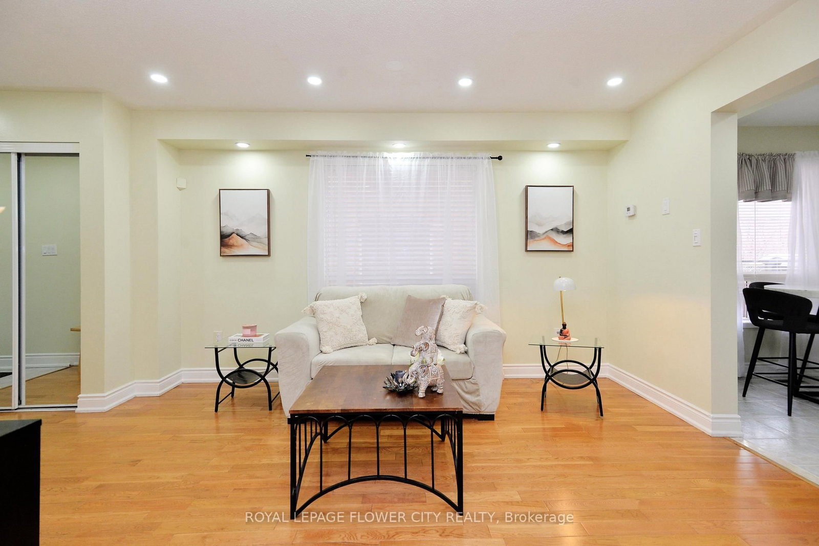 Semi-Detached House for sale at 45 Roadmaster Lane, Brampton, Ontario, L7A 3A7 - Fletcher's Meadow - MLS: W12998374