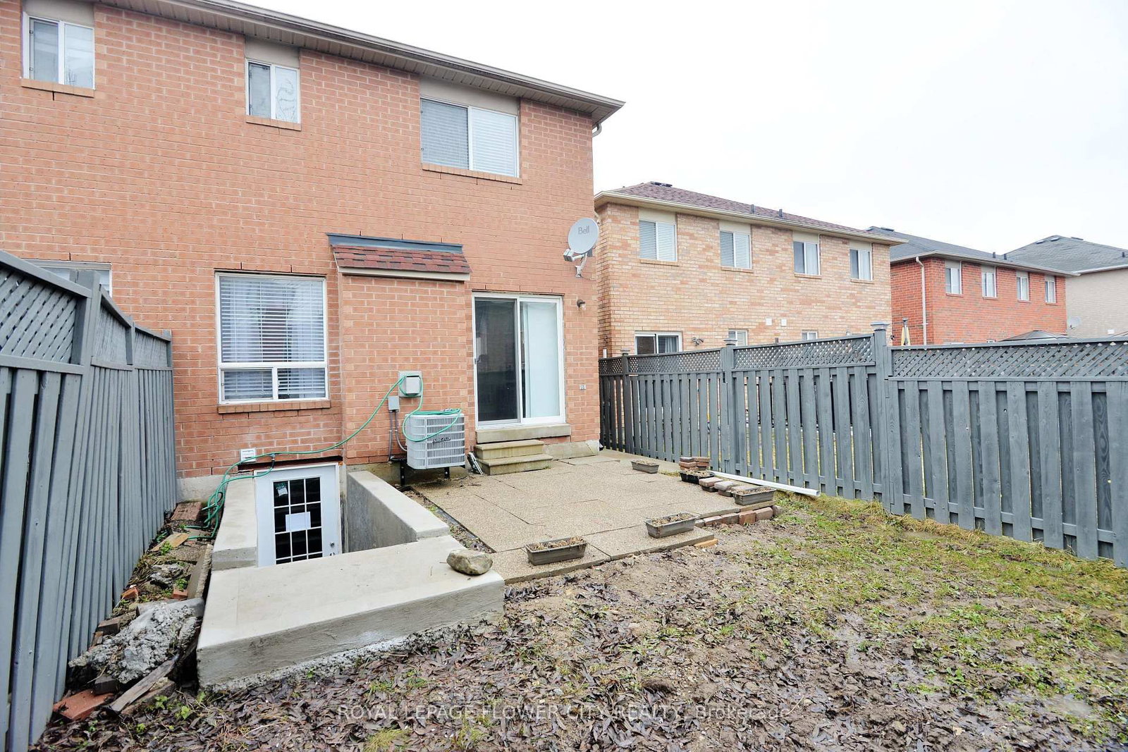 Semi-Detached House for sale at 45 Roadmaster Lane, Brampton, Ontario, L7A 3A7 - Fletcher's Meadow - MLS: W12998374