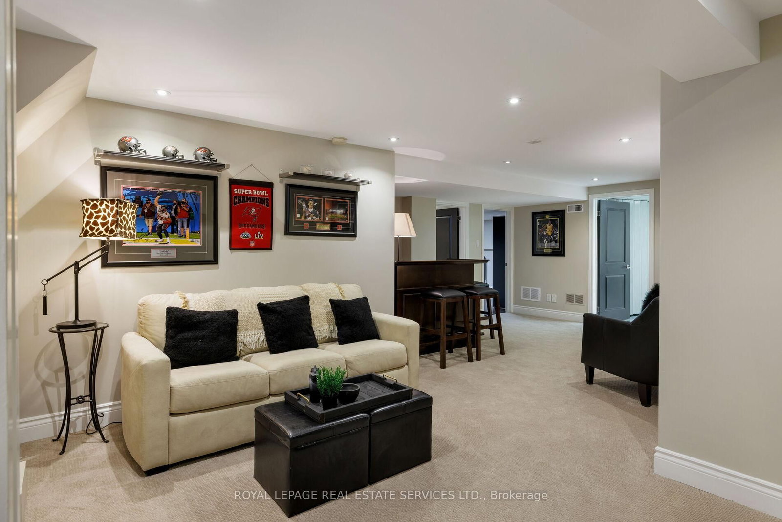 Detached House for sale at 23 Glenmanor Drive, Oakville, Ontario, L6K 2B3 - Central - MLS: W12998386