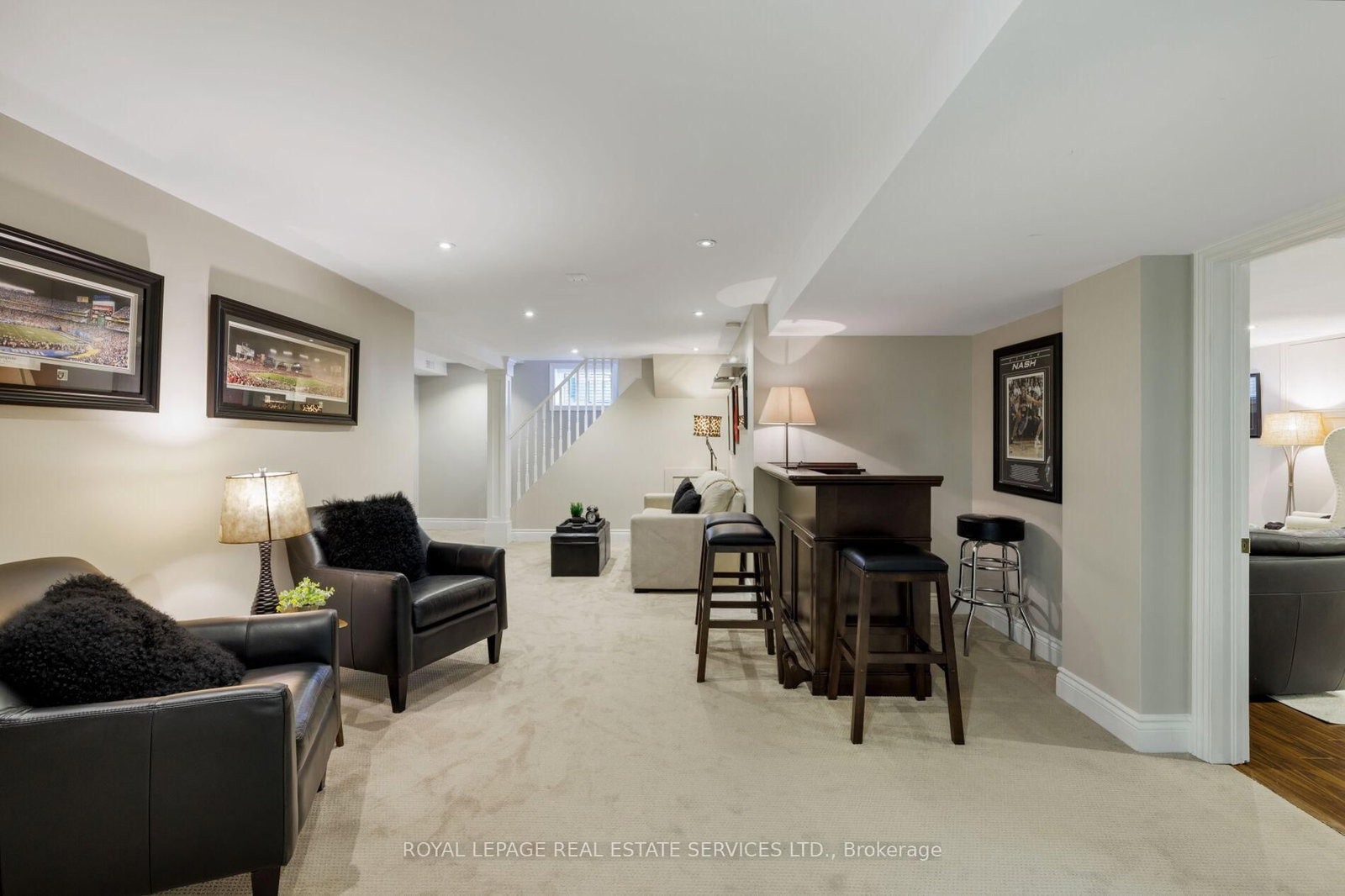 Detached House for sale at 23 Glenmanor Drive, Oakville, Ontario, L6K 2B3 - Central - MLS: W12998386