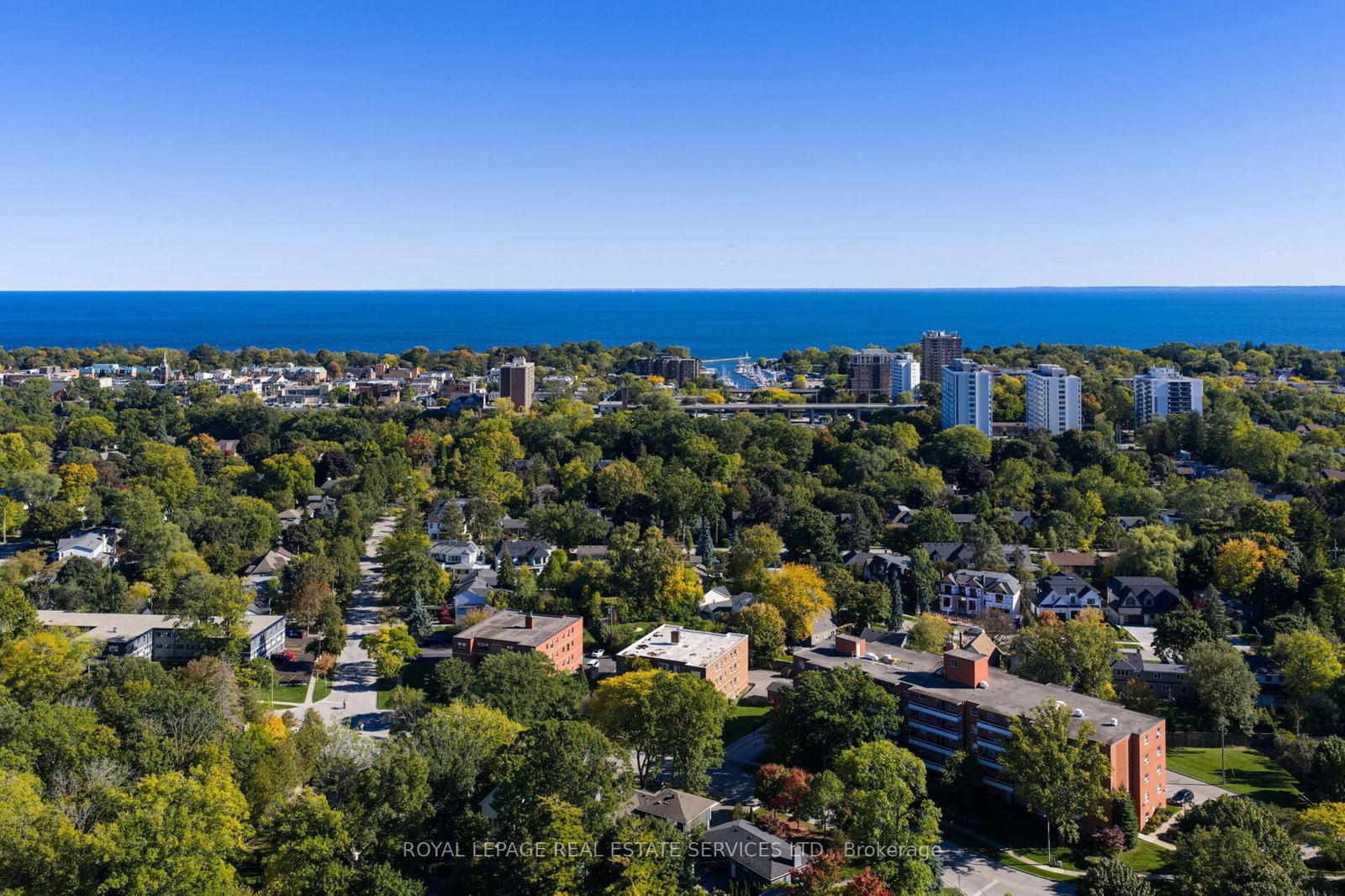 Detached House for sale at 23 Glenmanor Drive, Oakville, Ontario, L6K 2B3 - Central - MLS: W12998386