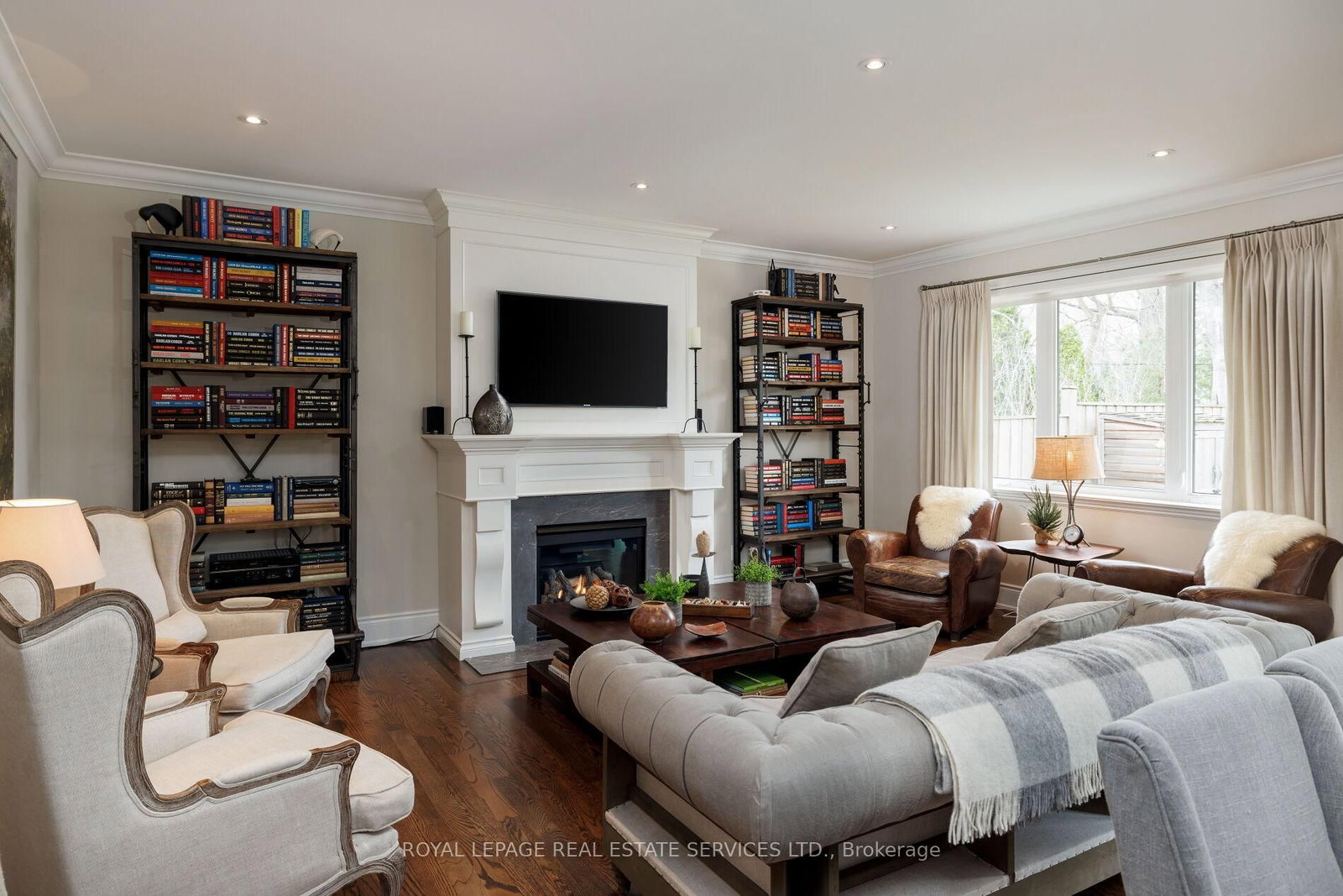 Detached House for sale at 23 Glenmanor Drive, Oakville, Ontario, L6K 2B3 - Central - MLS: W12998386