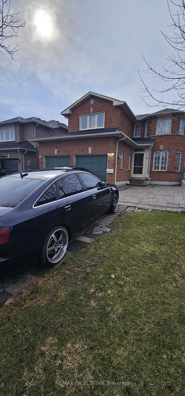 43 Arborview Crescent