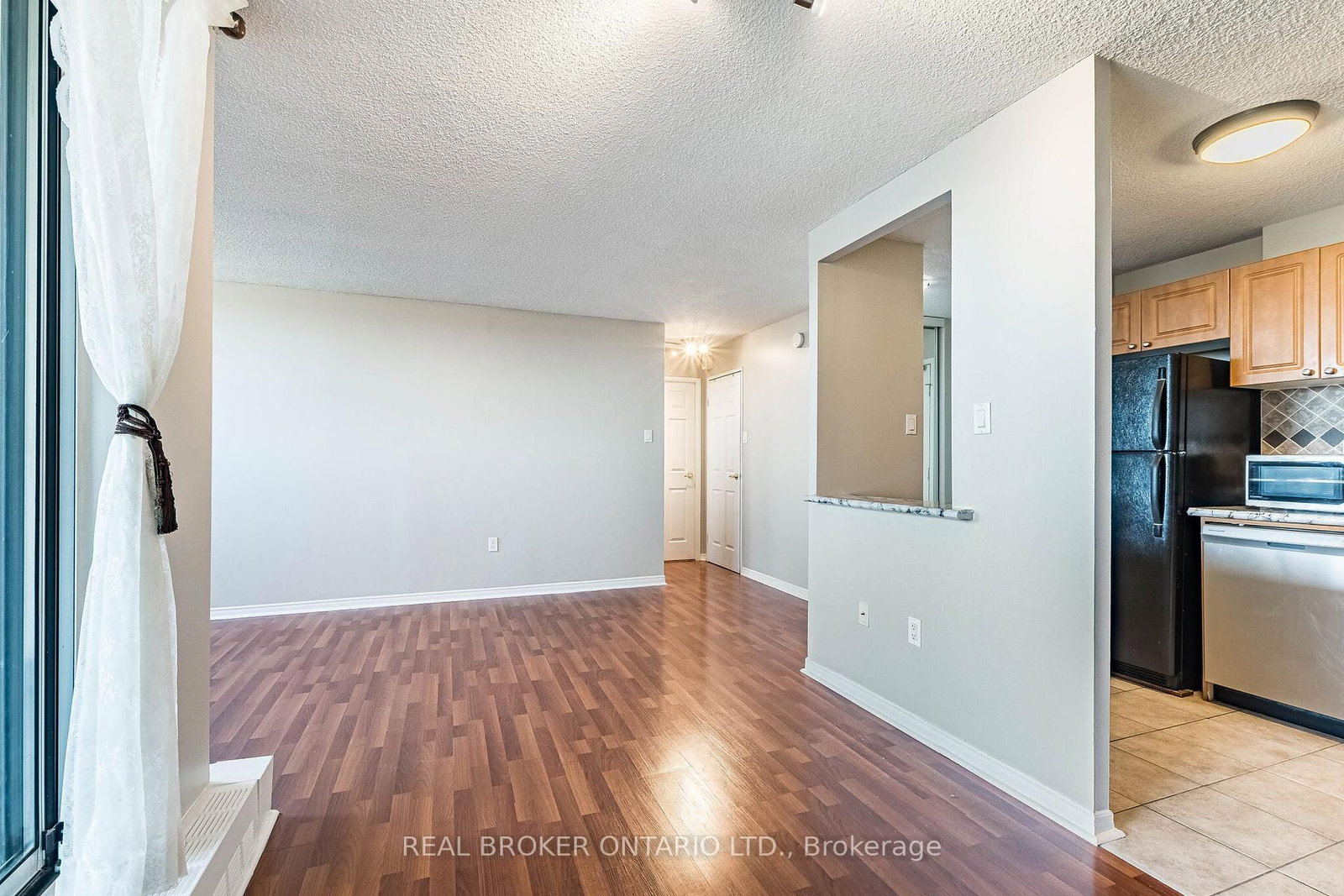 2900 Battleford Road, Unit 412 - Photo 13