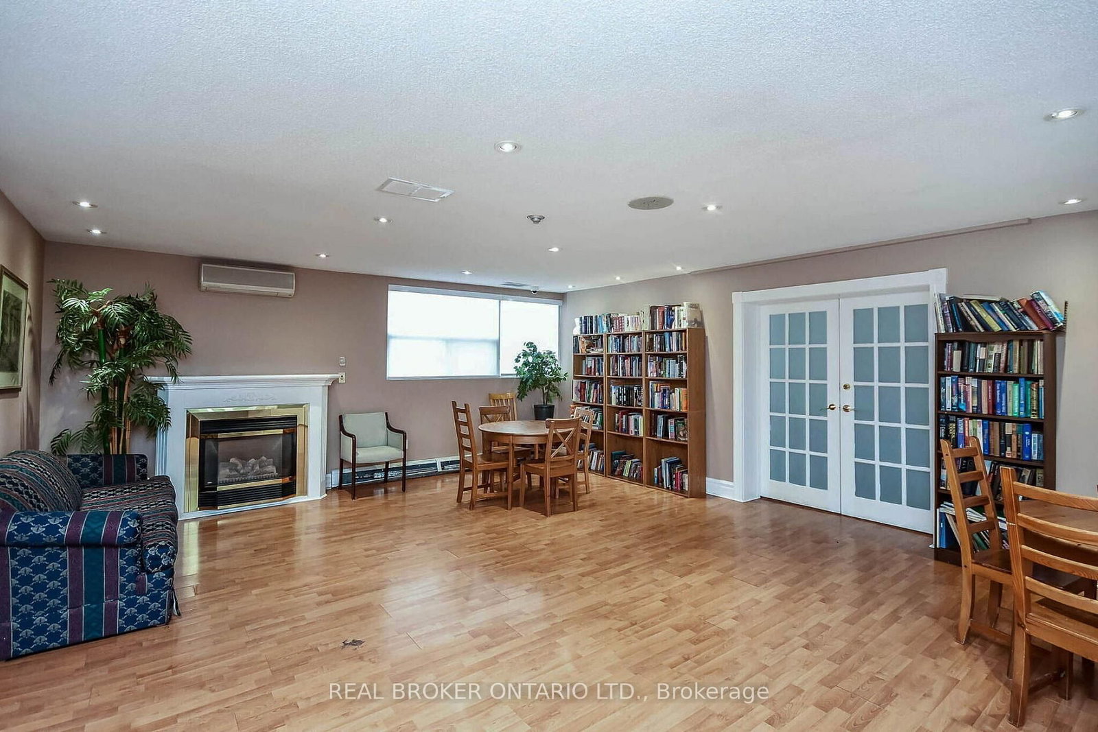 2900 Battleford Road, Unit 412 - Photo 23