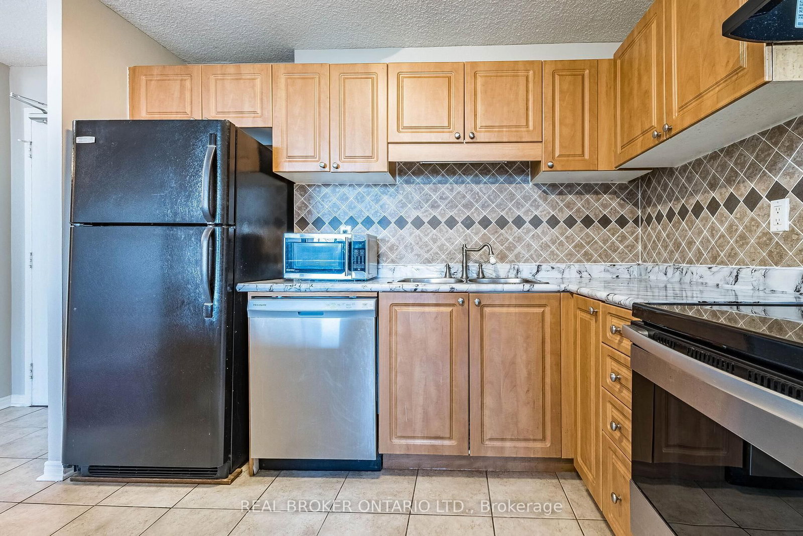 2900 Battleford Road, Unit 412 - Photo 6